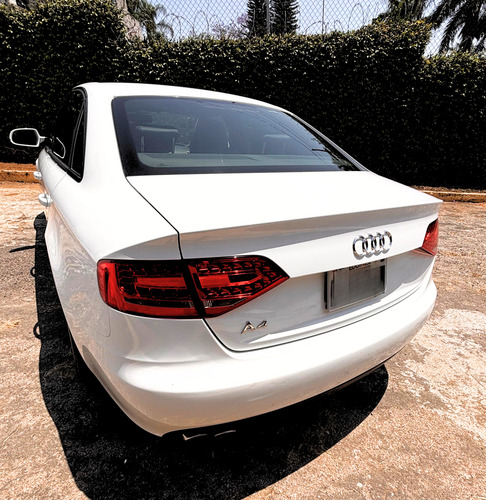 Audi A4 1.8 T Trendy Plus Multitronic Cvt 100 años