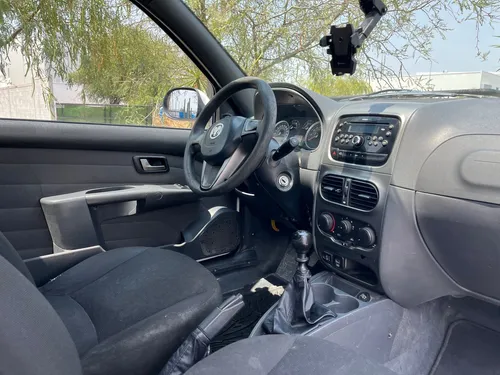 RAM 700 1.6 Slt Mt