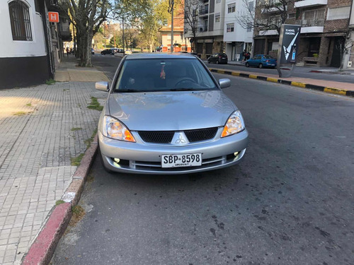 Mitsubishi Lancer 1.6 Glxi