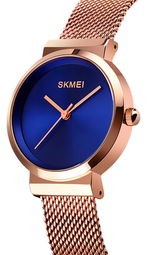 Relógio de pulso Skmei 1595 com corpo em ouro rosa, analógico, para mulheres, fundo azul, com pulseira de aço inoxidável cor de ouro rosa, ponteiros em ouro rosa, bisel em ouro rosa e fivela de gancho