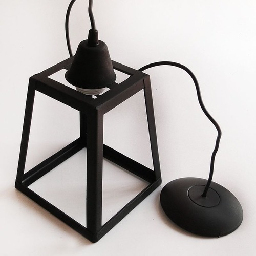 Imagen 2 de 2 de Lampara Colgante Trapecio Negra A/ Led Moderna 1 Luz