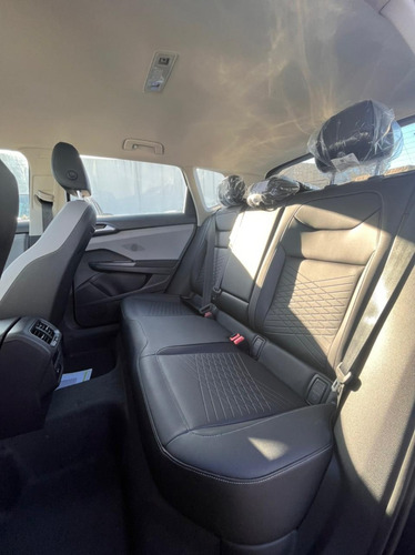 Imagen 6 de 23 de Volkswagen Taos Comfortline 0km 1.4 150cv 250 Tsi Aut Gs
