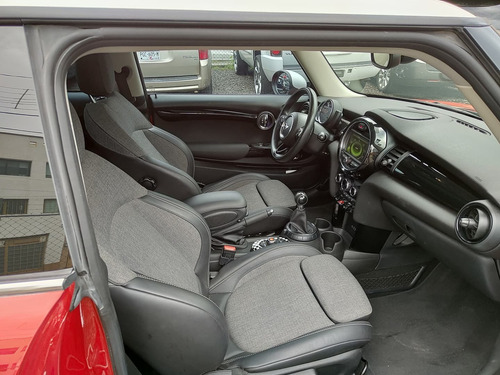 Imagen 10 de 11 de Mini Cooper 2018 1.5 Chili Mt