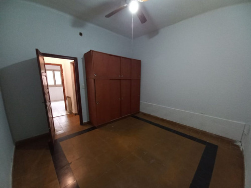 Venta De Casa Con Departamento Y Local Comercial