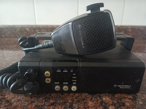 Radio Motorola Gm 300 Vhf + Obsequio