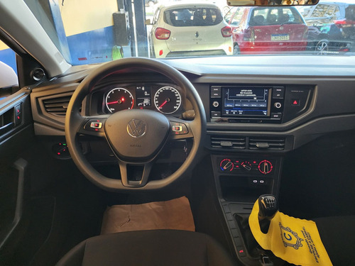 Volkswagen Pólo 1.0 MPI Flex 12V 5p