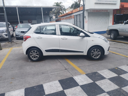 Imagen 5 de 15 de Hyundai Grand I10 Hb Gls 2015 Blanco