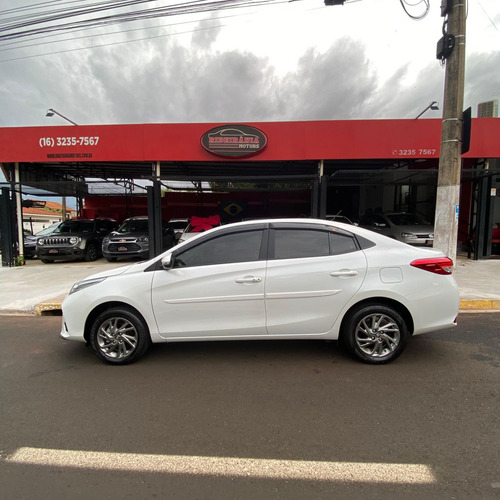 Toyota Yaris YARIS XS Sedan 1.5 Flex 16V 4p Aut.