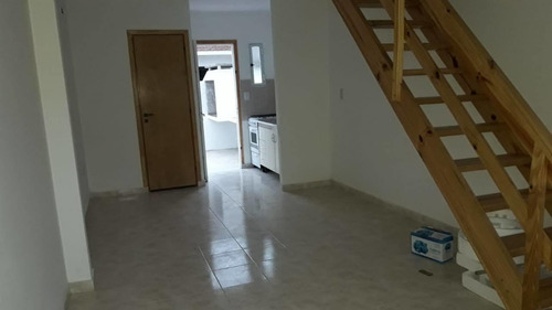 Imagen 4 de 14 de Vendido!!! Dúplex Al Frente A Estrenar Sobre Calle 3 En Mar Del Tuyú