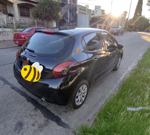Peugeot 208 1.6 Active