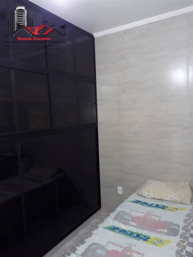 Imagem 16 de 28 de Casa Isolada À Venda Com 3 Dormitórios E Piscina No Bairro Maracanã Em Praia Grande Sp. - Rrc185