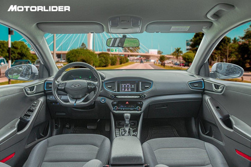 Imagen 9 de 25 de Hyundai Ioniq 1.6 Gdi Hibrido At | Permuta / Financia