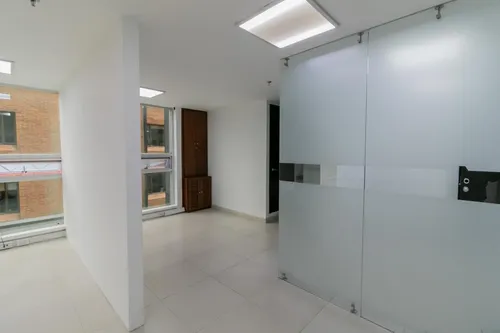 Oficina En Venta En Chico Reservado. Cod V1021332