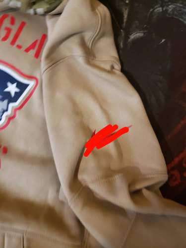 Sudadera Patriots Salute To Service, En Perfectas Condicione (Usado)