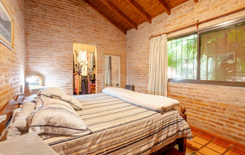 Casa Venta 4 Dorm Don Torcuato C Pileta 1100 Mts2
