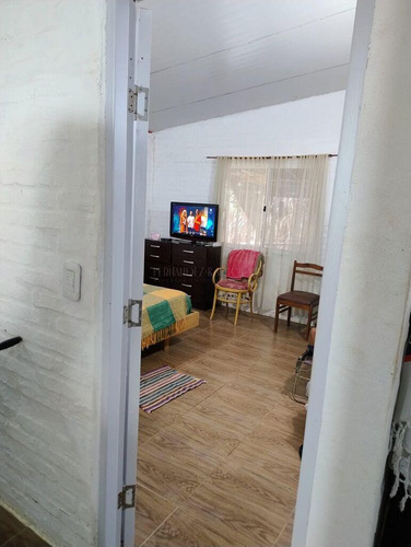Casa Con Amplio Jardín En Sauce De Portezuelo
