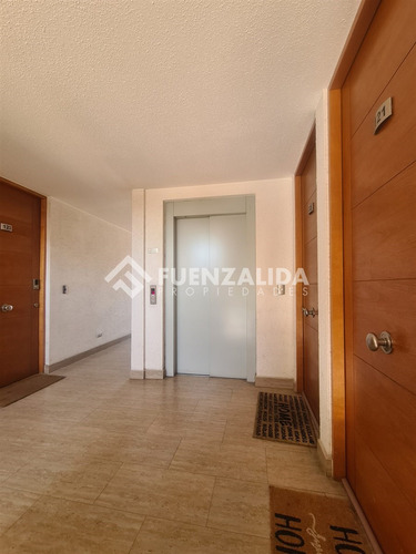 Departamento En Venta De 3 Dorm. En Cerrillos