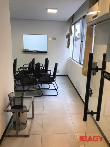 Imagem 8 de 15 de Oportunidade! Salas/conjuntos Em Centro - Florianopolis - L-89047