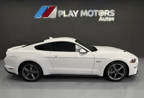 Ford Mustang GT COUPE PREMIUM