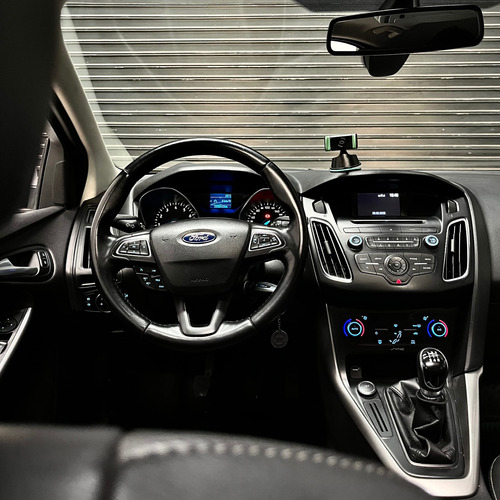Ford Focus III 2.0 Se Plus Mt