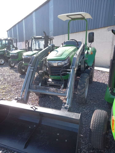 Imagen 2 de 11 de Tractor Chery By Lion 45 Hp 4x4 Con Pala Omar Martin