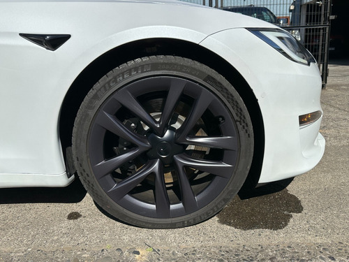 Tesla Model S Plaid