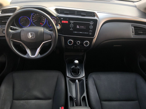 Imagen 12 de 15 de Honda City 2014 1.5 Lx Mt