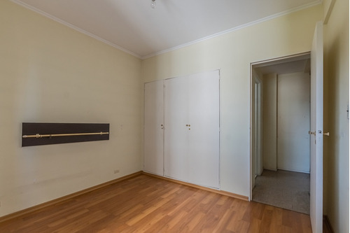 Departamento De 4 Ambientes En Venta, Temperley