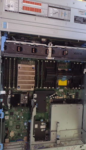 Servidor Dell Poweredge R740, Intel Xeon Silver 4210 2.20ghz (Usado)
