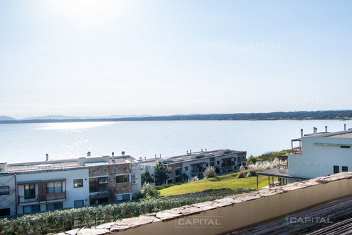 Imagen 4 de 30 de Departamento En Venta De Dormitorio Y Medio Con Dos Baños En Complejo Privado De Punta Ballena - Punta Ballena Punta Ballena