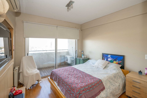 Penthouse Único En Haedo Con Terraza Y Cochera