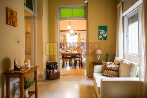 Imagen 2 de 11 de Cañuelas-en Venta Casona En Pleno Centro