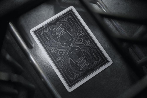 Baraja Batman Dark Knight Naipes Theory11 Poker