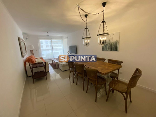 Imagen 1 de 15 de Apartamento En Punta Del Este, Brava