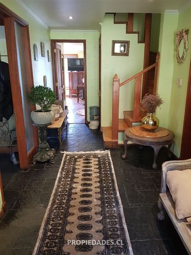 Casa En Venta De 5 Dormitorios En El Arrayán