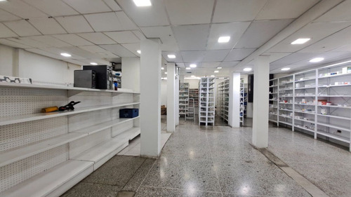 Se Vende Galpón Comercial 368m² - Farmacia La Ganadera Av. Constitución Maracay Jm