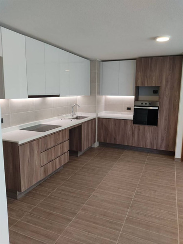 Moderno Departamento En Venta - H. De Magallanes, Las Condes