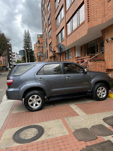 Toyota Fortuner 2.7l