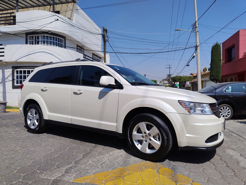 Dodge Journey 2.4 Se 7 Pasajeros At