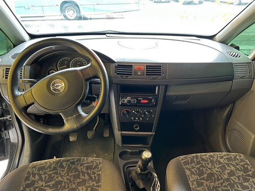Imagem 6 de 13 de Chevrolet Meriva 2004 1.8 5p