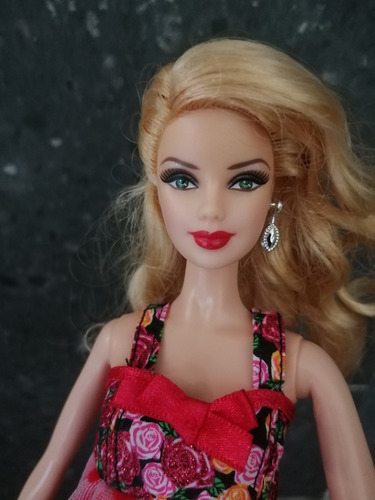 Barbie Collector Model Muse Holiday (Usado)