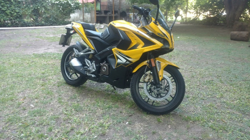 Rouser Rs 200