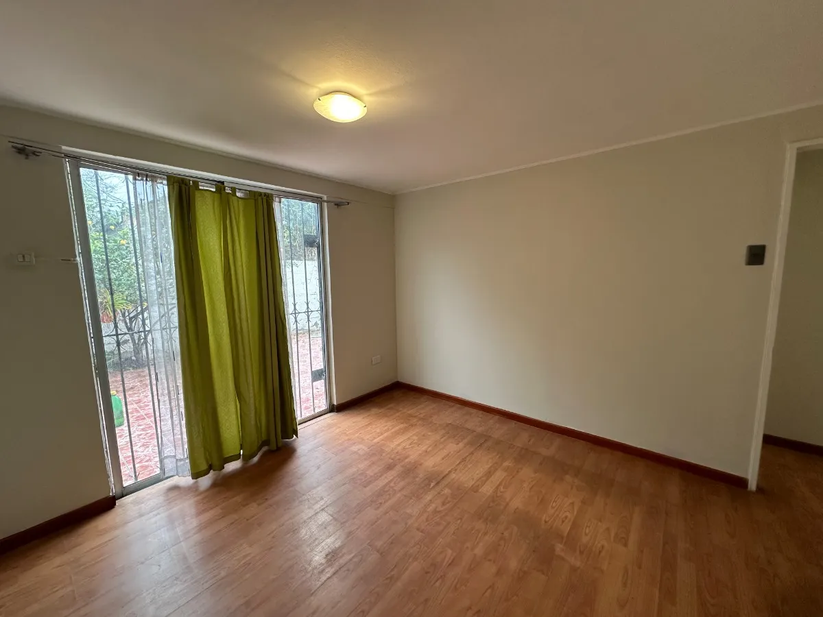 Imagen 4 de 14 de Amplia Y Acogedora Casa En Barrio Residencial Consolidado