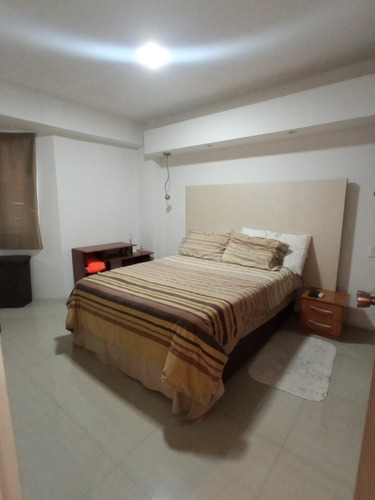 Imagen 14 de 29 de Apartamento En Guatire, La Mejor Zona, Remodelado, Concepto Abierto, Vista Panoramica, Cerca De Terminal De Pasajeros Y Centros Comerciales