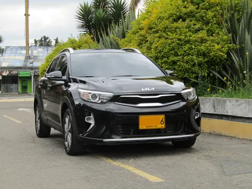 Kia Stonic 1.0 Zenith Hybrid MT