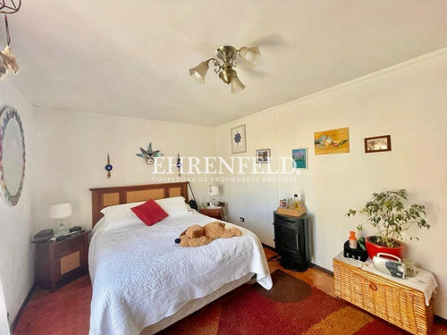 Casa En Venta De 3 Dorm. En Concón