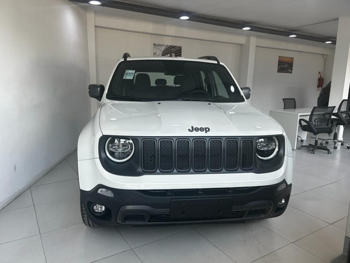 Imagen 2 de 13 de Jeep Renegade Longitud 80th Aniversario Jf