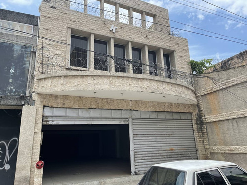 Imagen 1 de 13 de Local Comercial En Venta En El Centro De Valencia Mg 152114