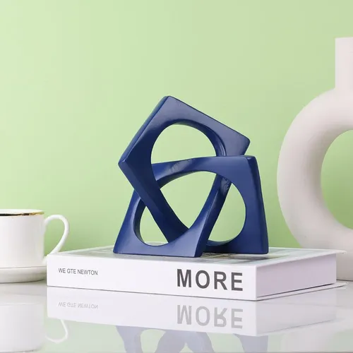 Escultura Geométrica Azul Marino Decorativa Para Mesa
