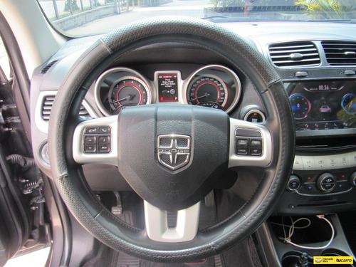 Dodge Journey 2.4 SXT 7Psj